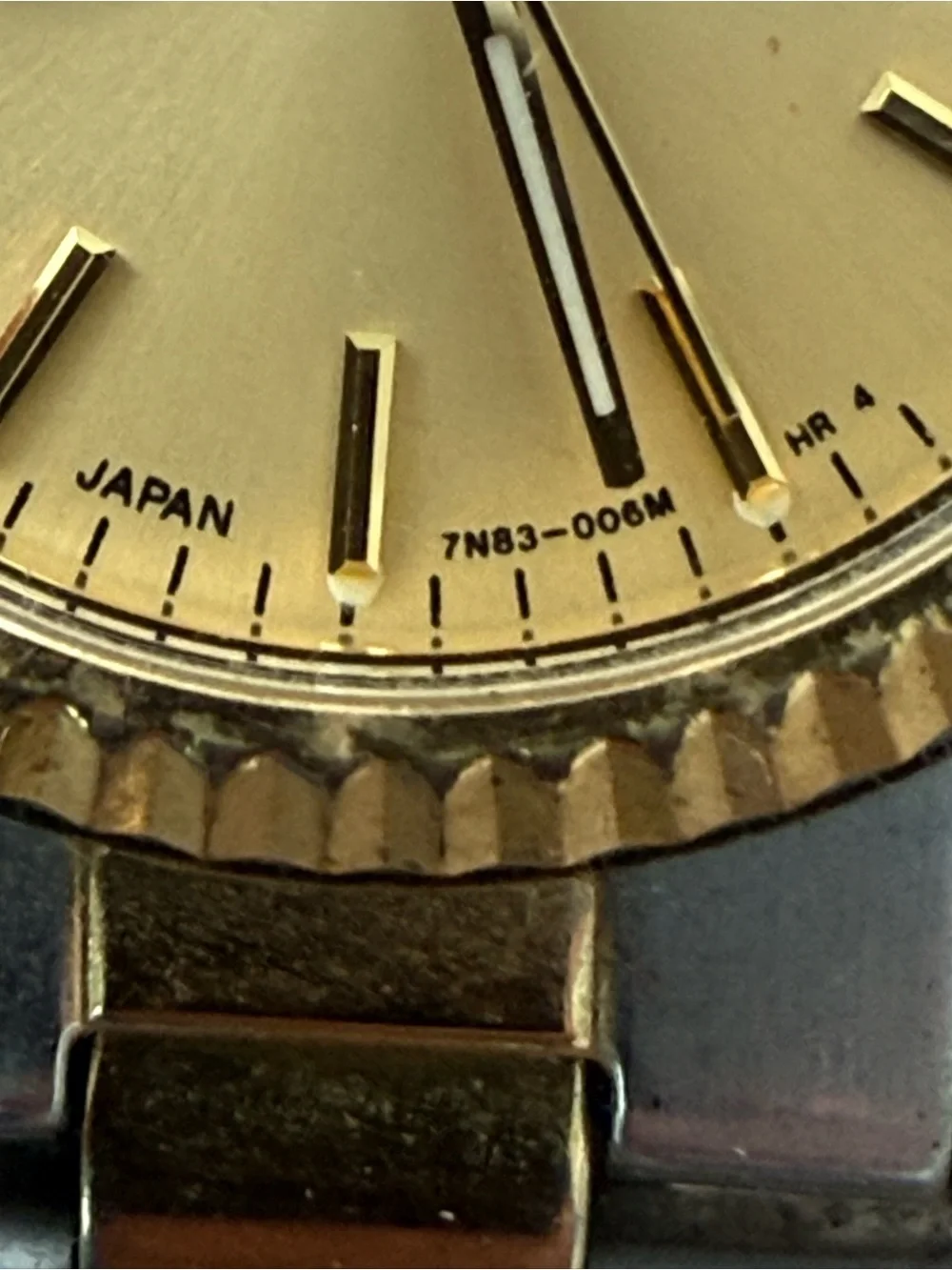 Seiko Presidential Vintage Ladies Watch Two-Tone Bracelet Case Gold Dial Date